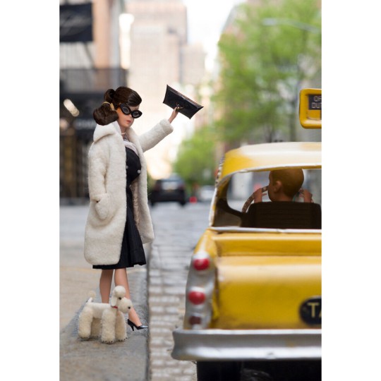 Taxi! (Brunette) - 1/1