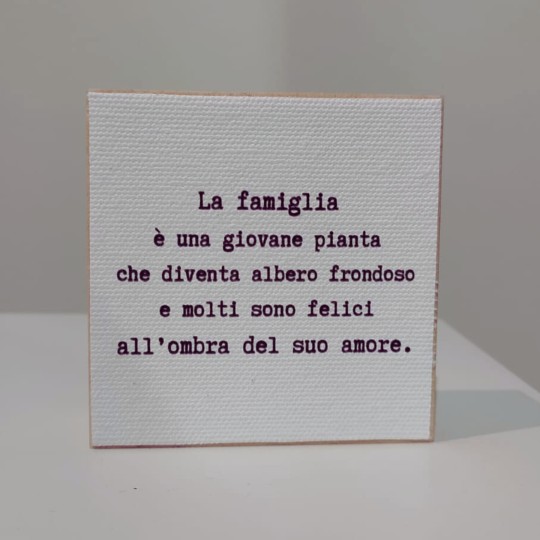 Piastrellina...La famiglia è una giovane pianta...